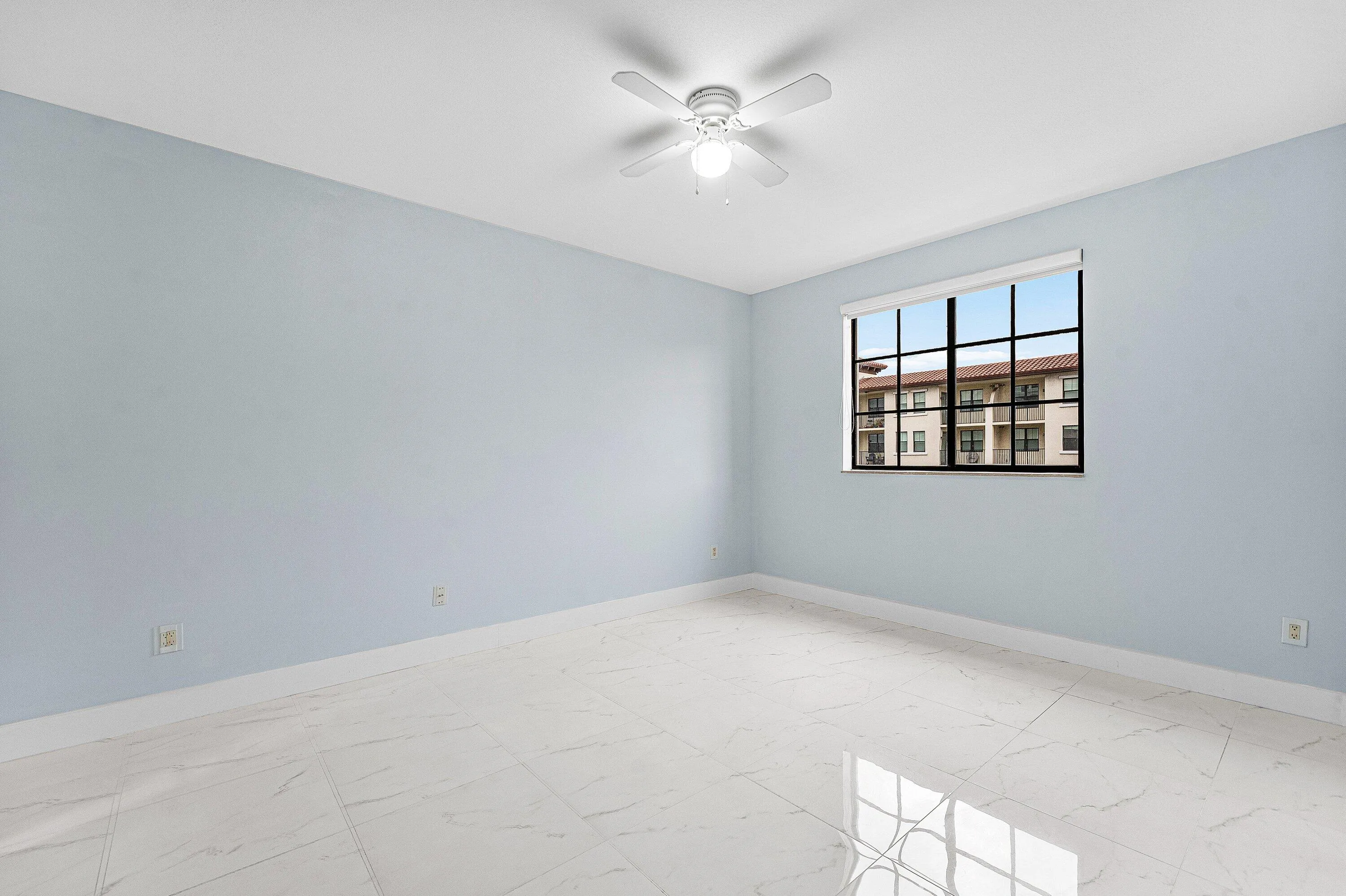 020-233SouthFederalHighway-605-BocaRaton