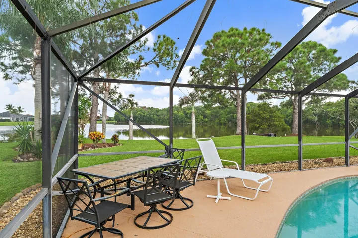 064-238SWFernleafTrail-PortSaintLucie-SM