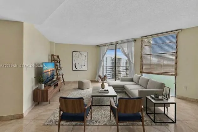 VIRTUAL STAGING