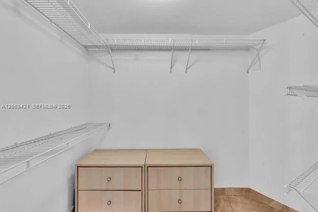 SPACIOUS CLOSETS