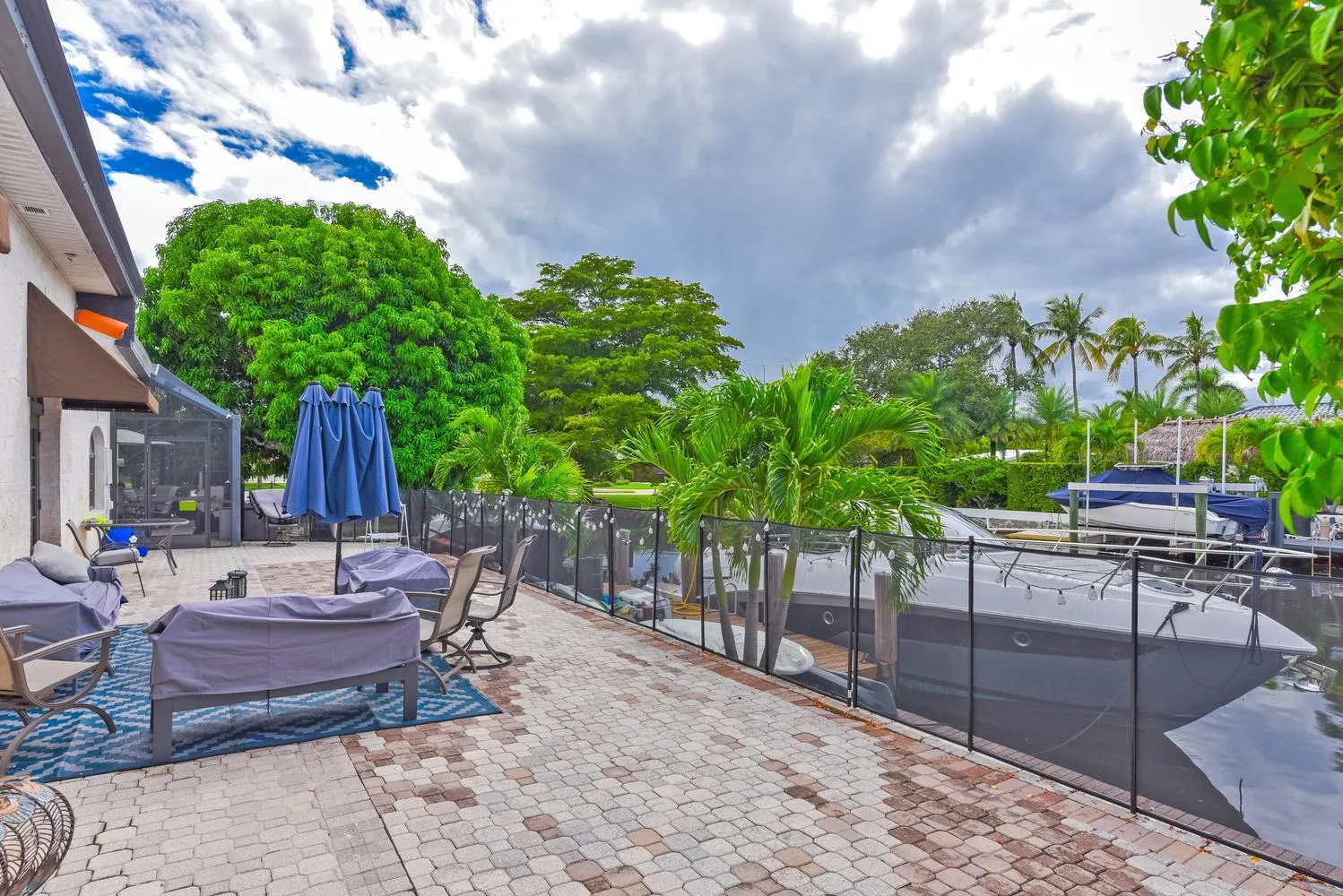 033-015-3901 NE 23rd Terr-1498x1000