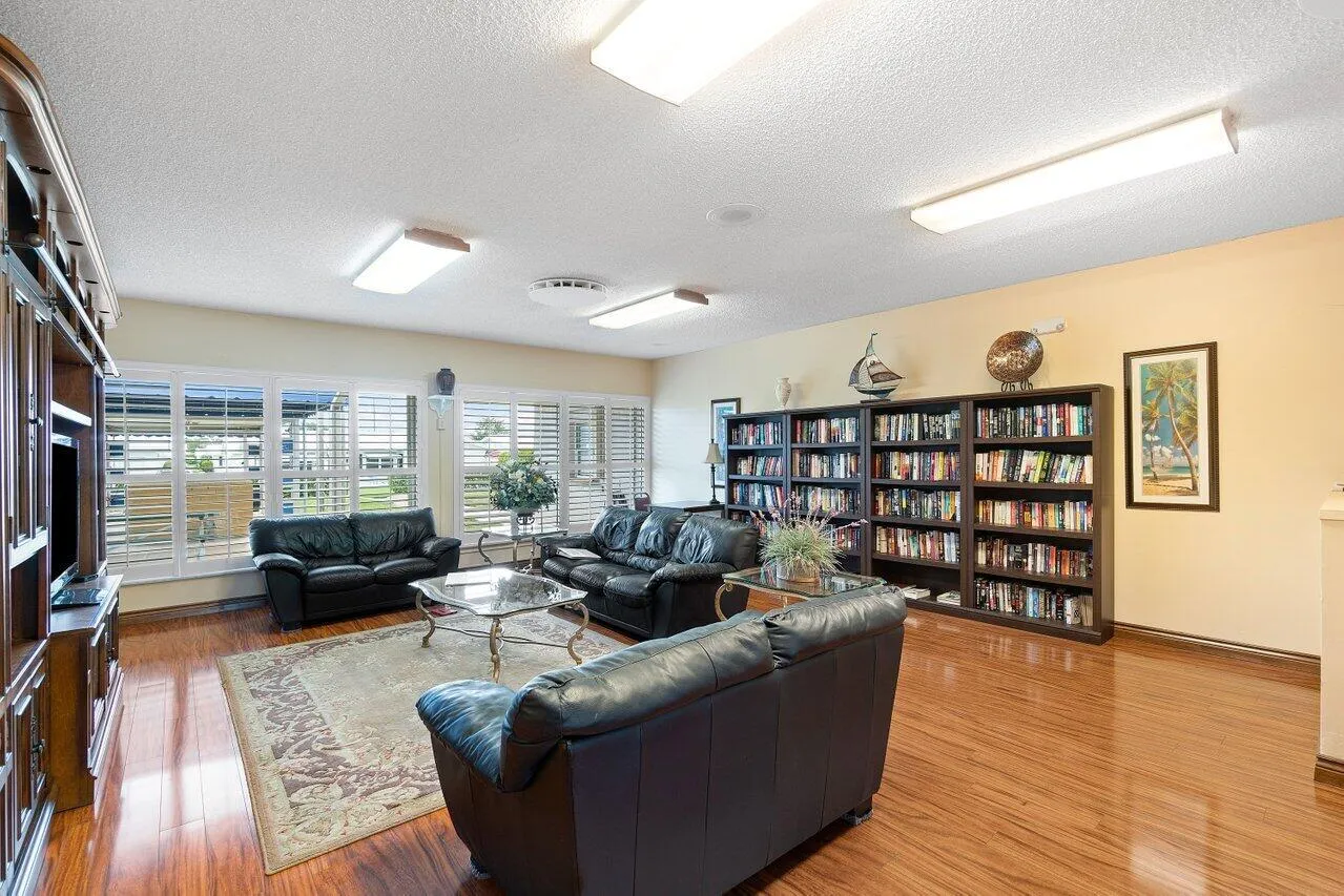 030-1005SiestaAvenue-BoyntonBeach-FL-334