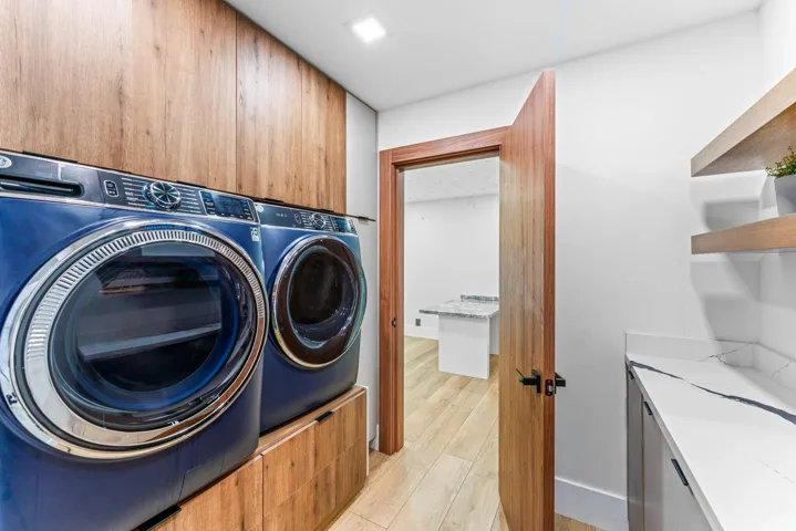 29-web-or-mls-15015-nw-88th-ct