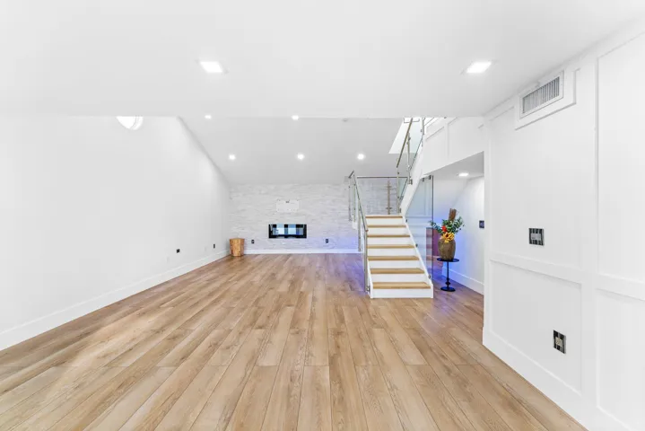 5-web-or-mls-15015-nw-88th-ct