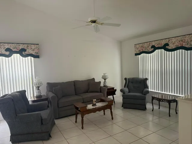 FORMAL LIVING RM