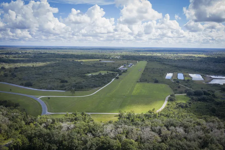 A Air Strip 2