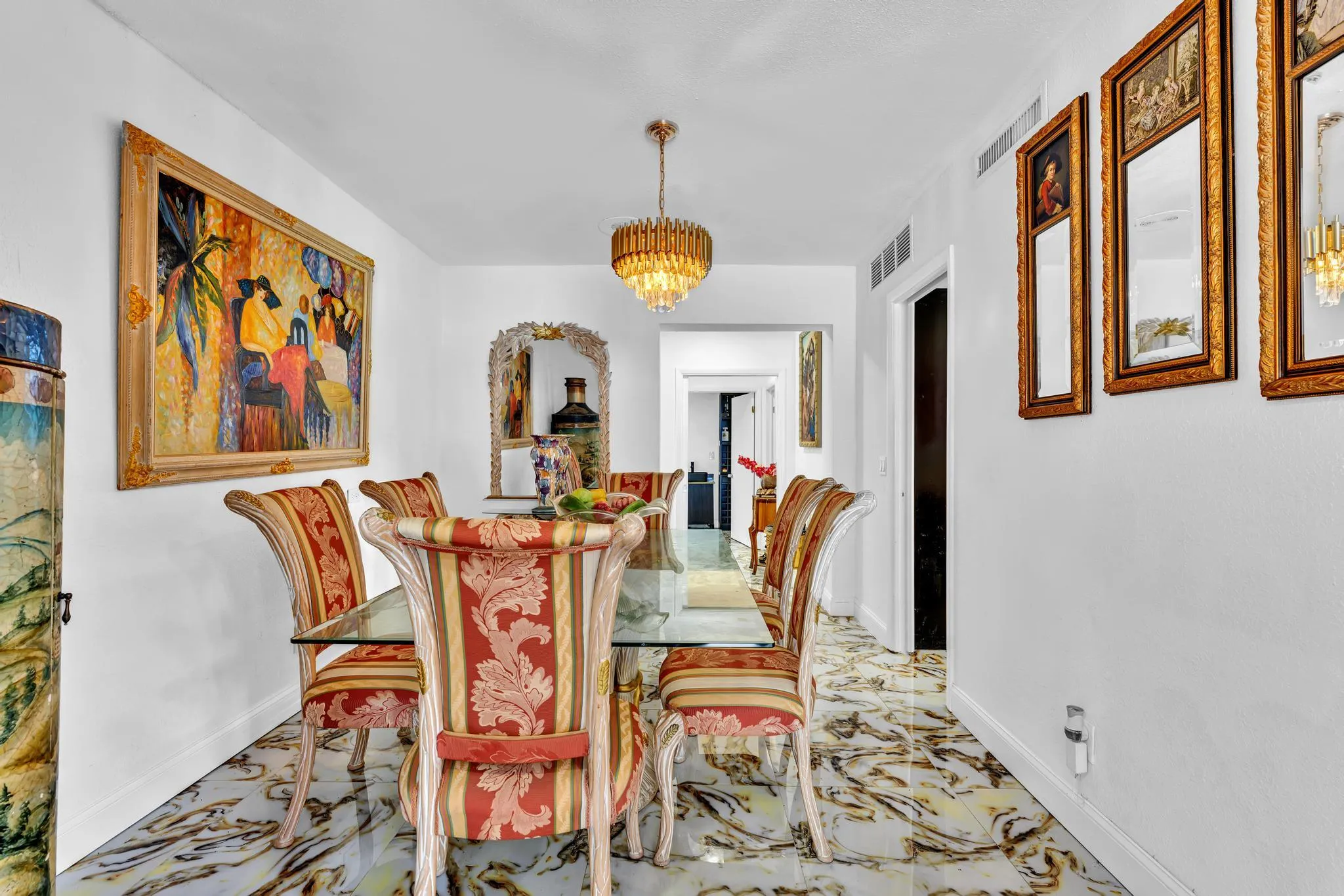 Formal Dining