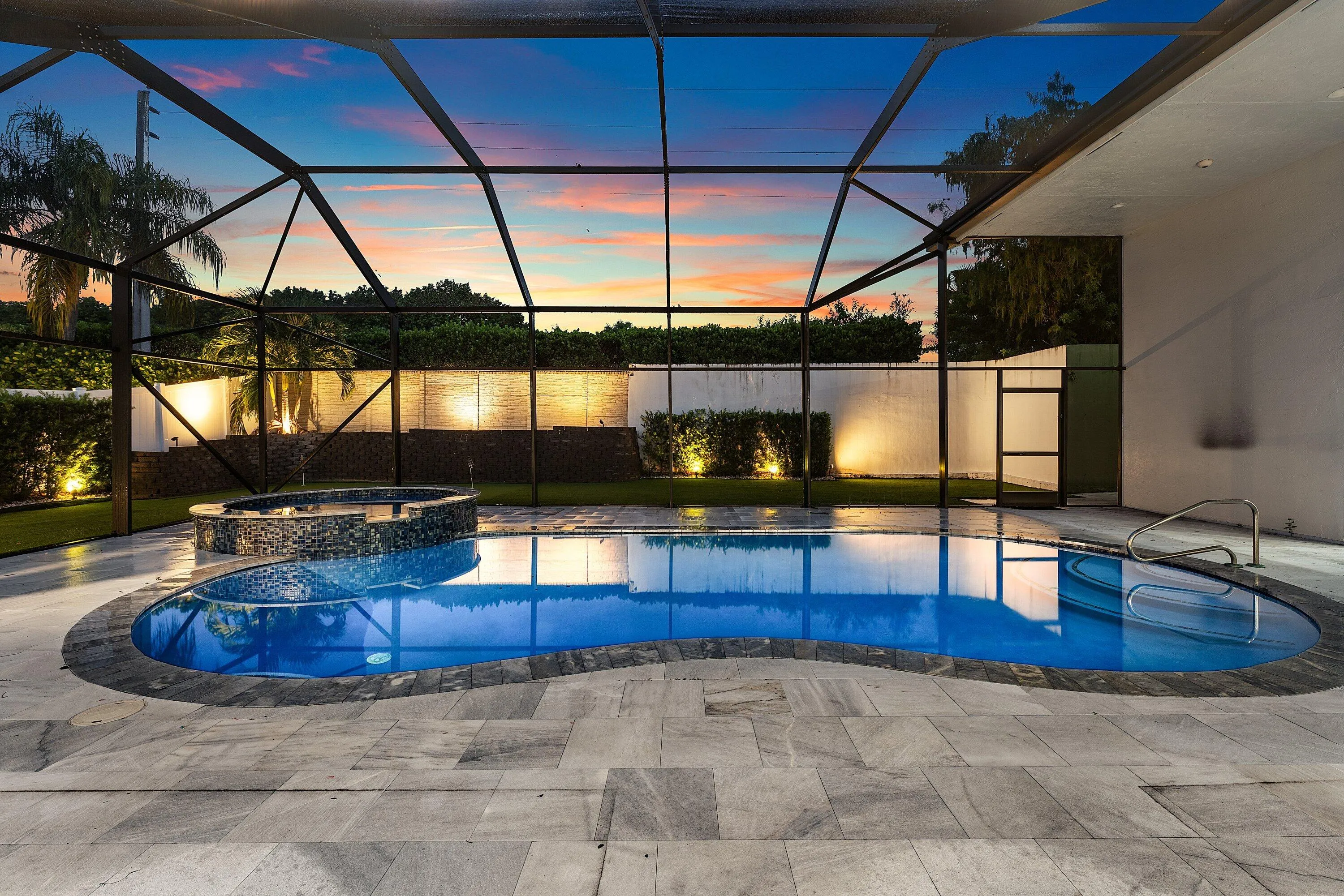 054-6821NorthGrandeDrive-BocaRaton-FL-33