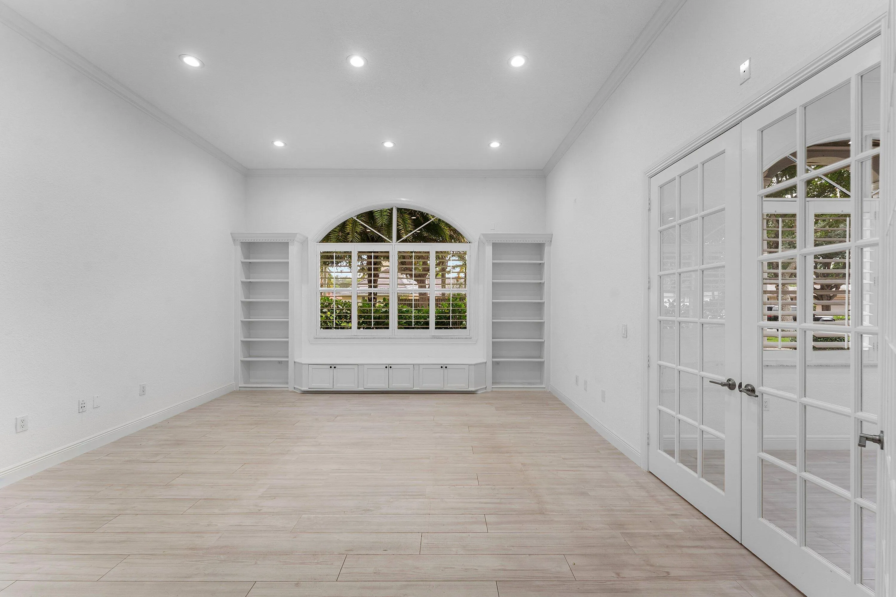 025-6821NorthGrandeDrive-BocaRaton-FL-33