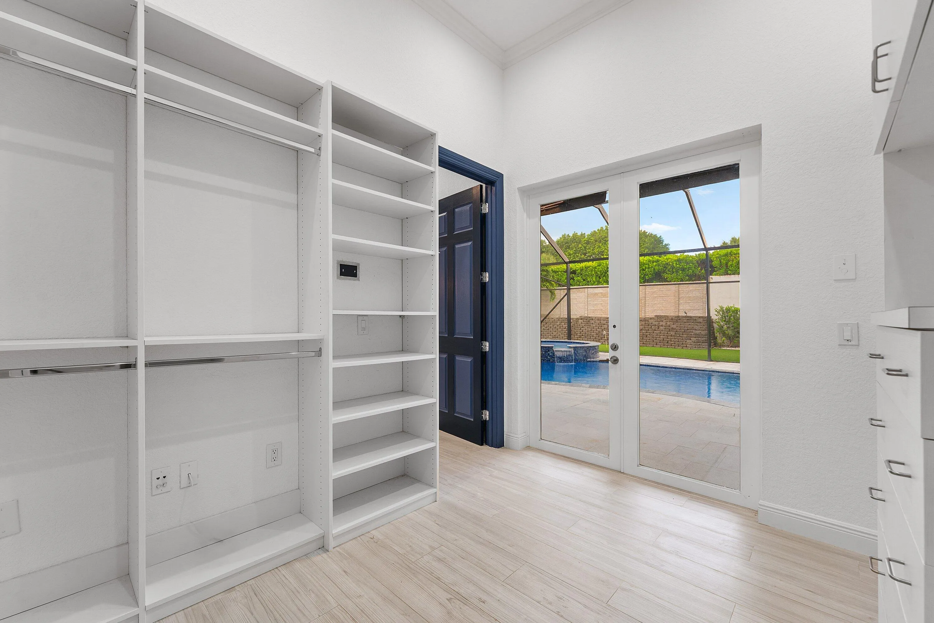020-6821NorthGrandeDrive-BocaRaton-FL-33