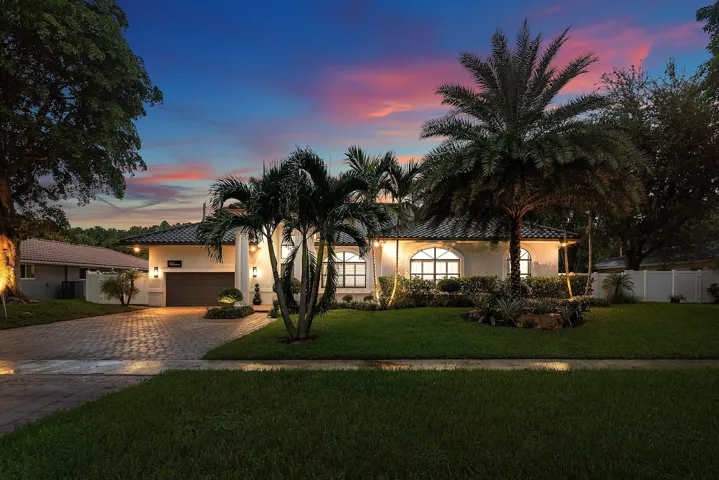 046-6821NorthGrandeDrive-BocaRaton-FL-33