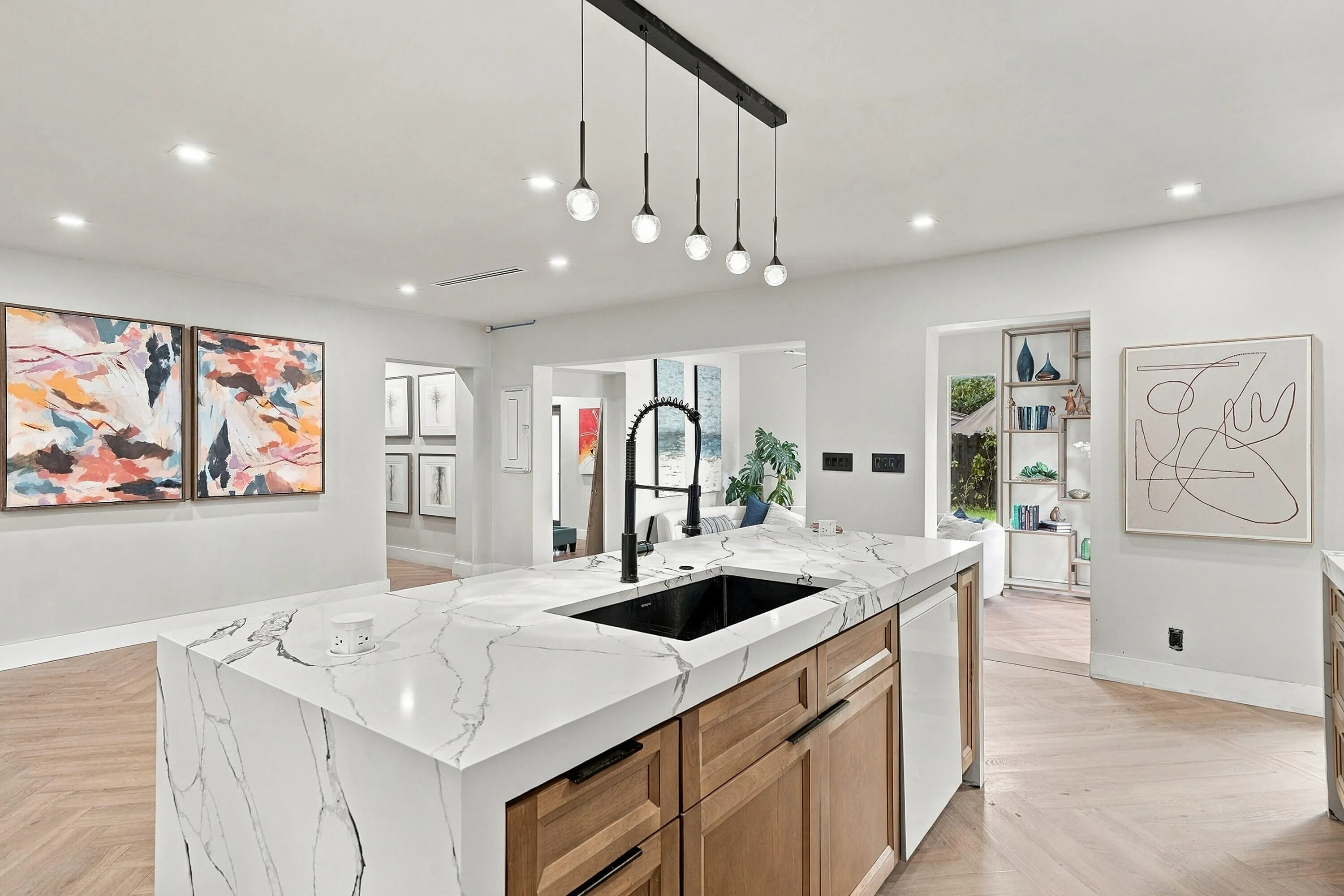 PIC-16 WILTON MANORS
