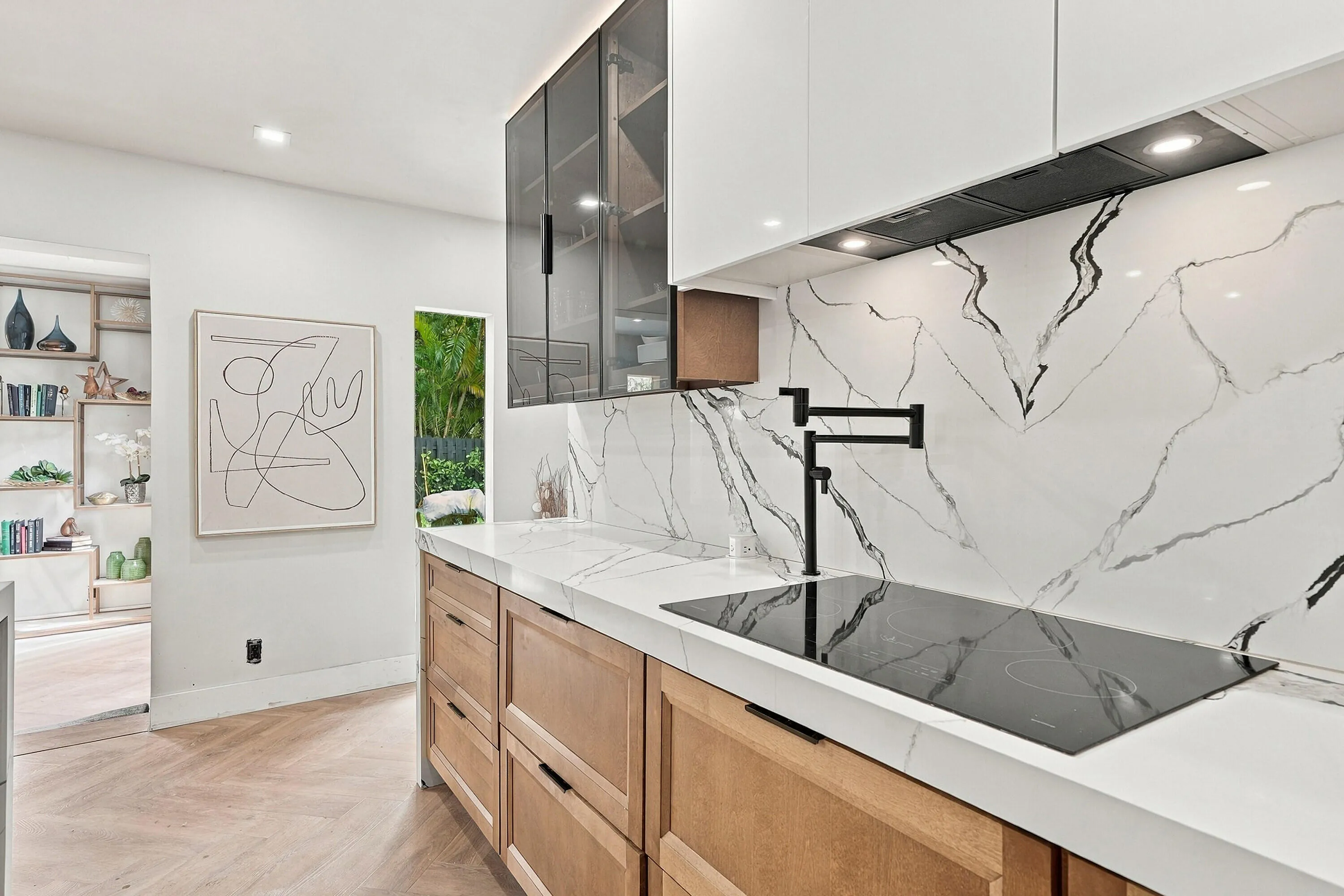 PIC-15 WILTON MANORS