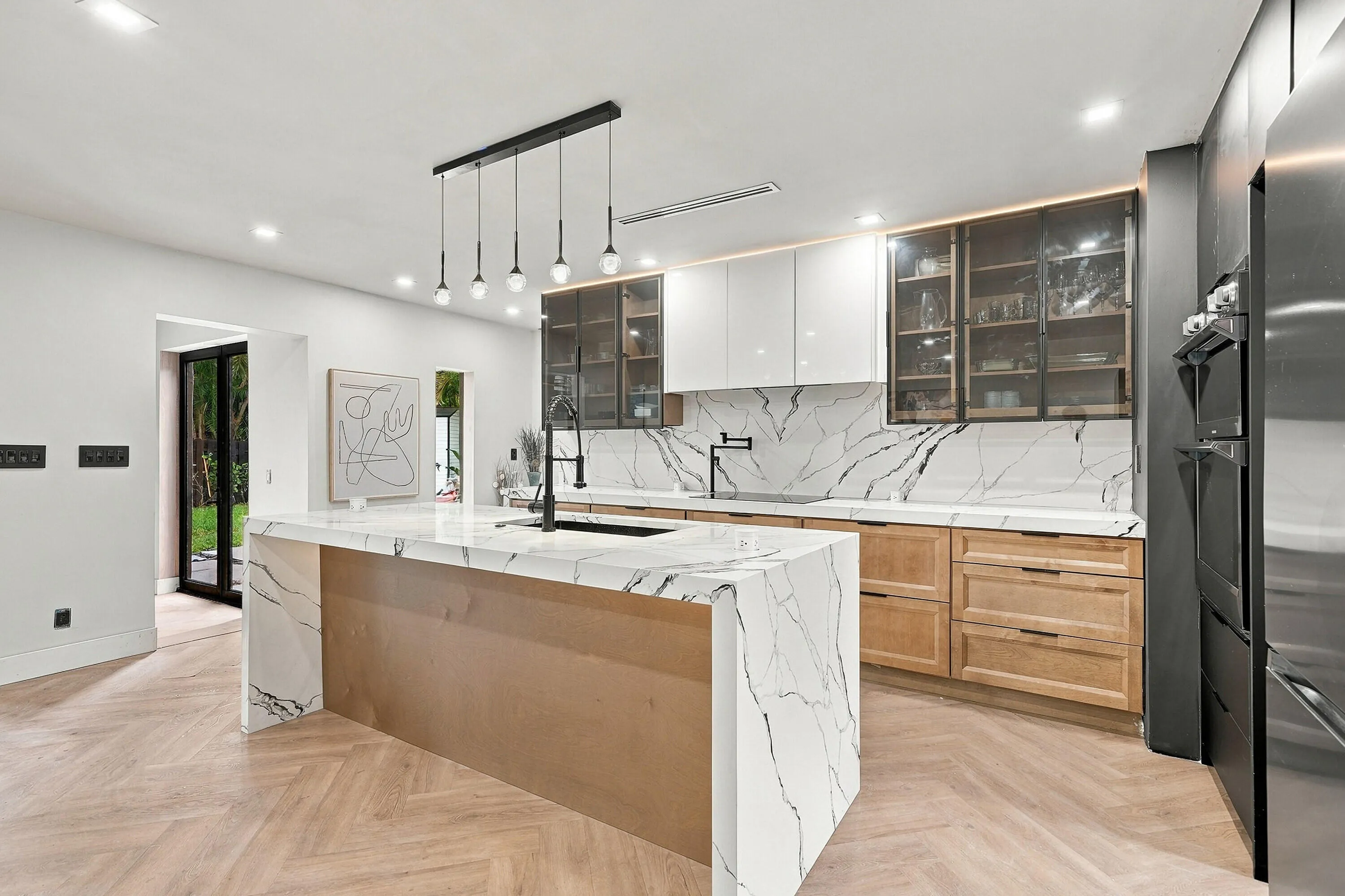PIC-14 WILTON MANORS
