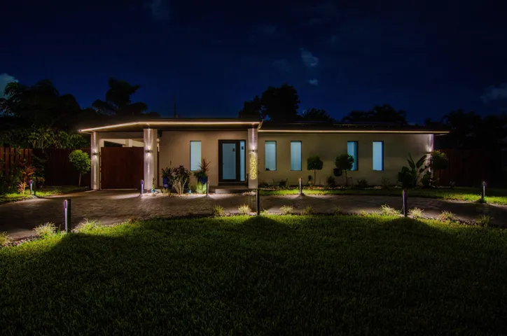 PIC-1- WILTON MANORS
