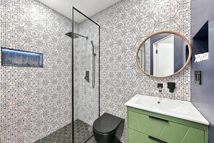 21_bathroom