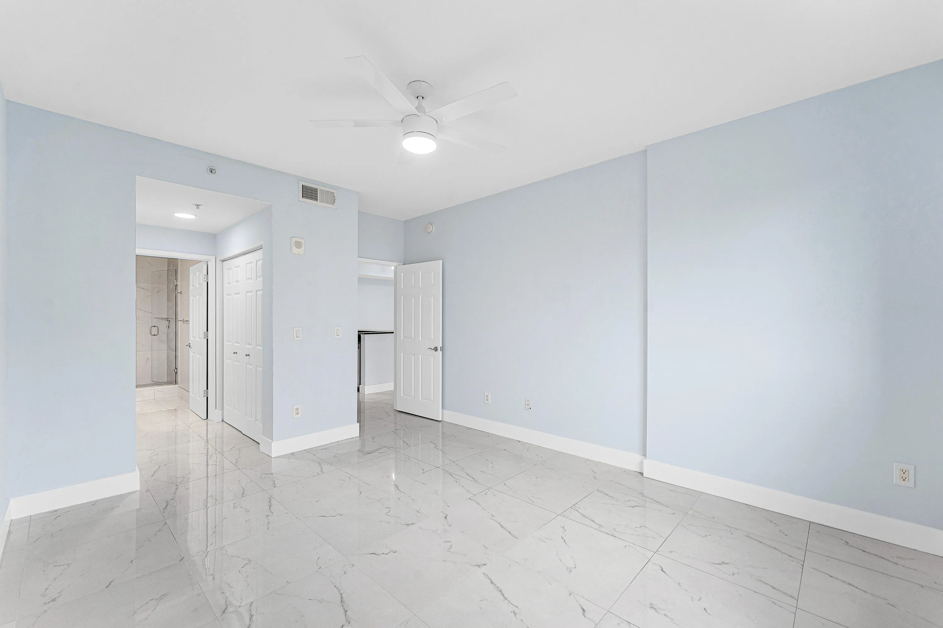 014-233SouthFederalHighway-605-BocaRaton