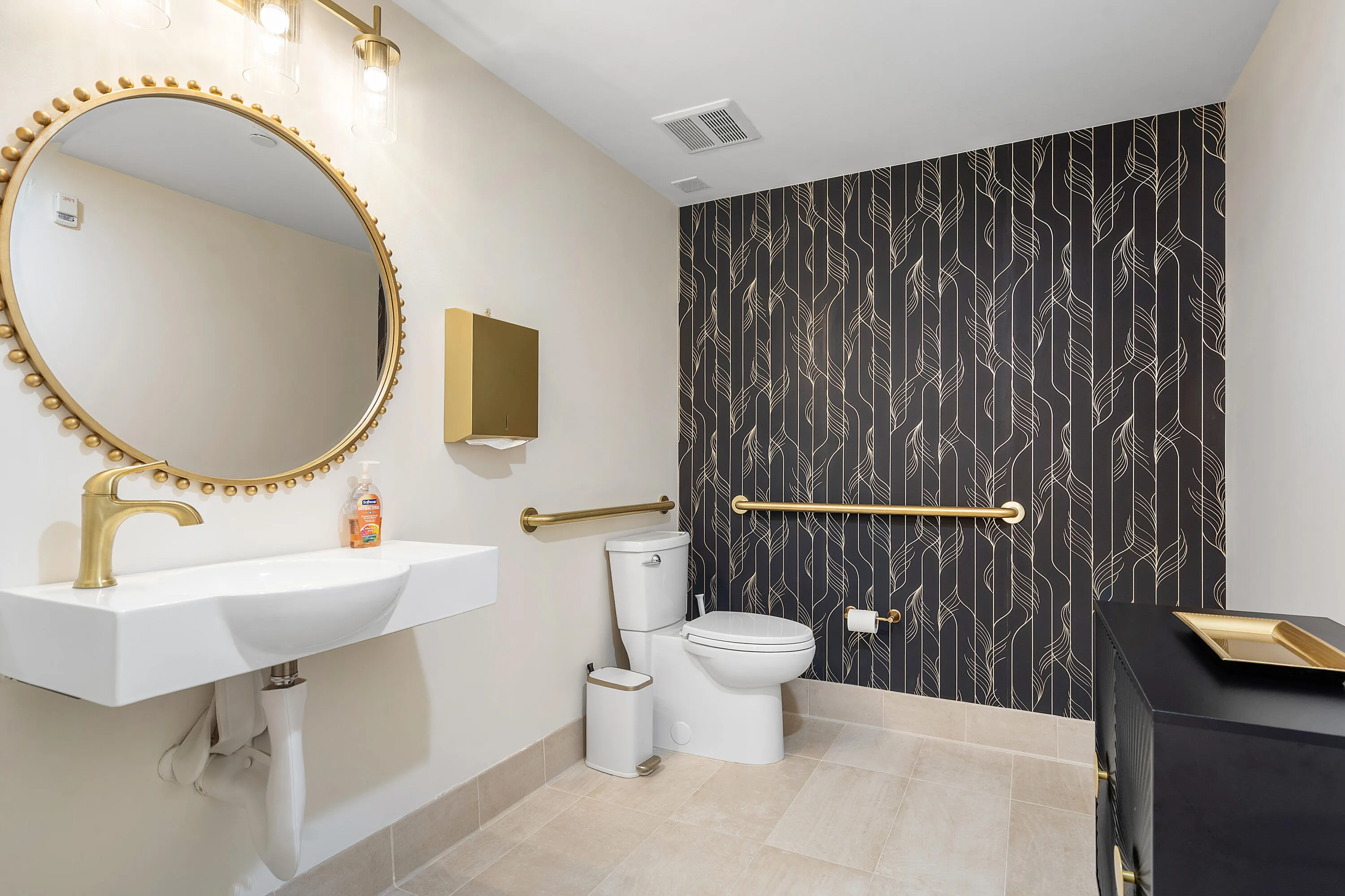 042-233SouthFederalHighway-605-BocaRaton
