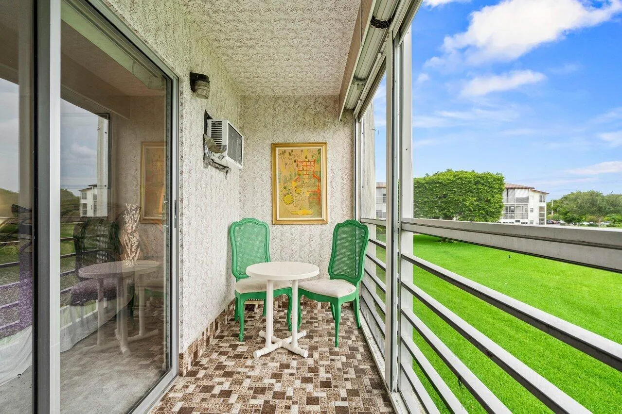 105BrightonC-BocaRaton-FL-33434-SMALL