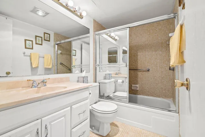 105BrightonC-BocaRaton-FL-33434-SMALL