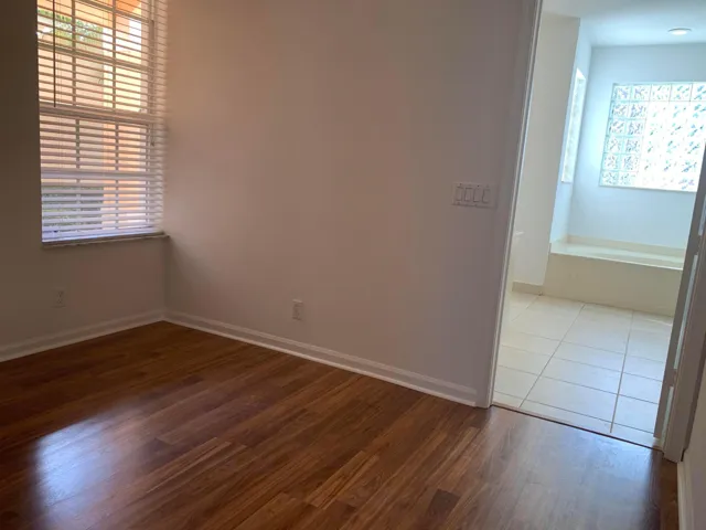OFFICE IN MASTER BEDROOM