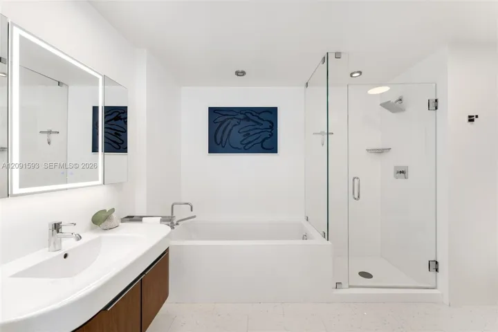 Bay-Side Primary Bathroom