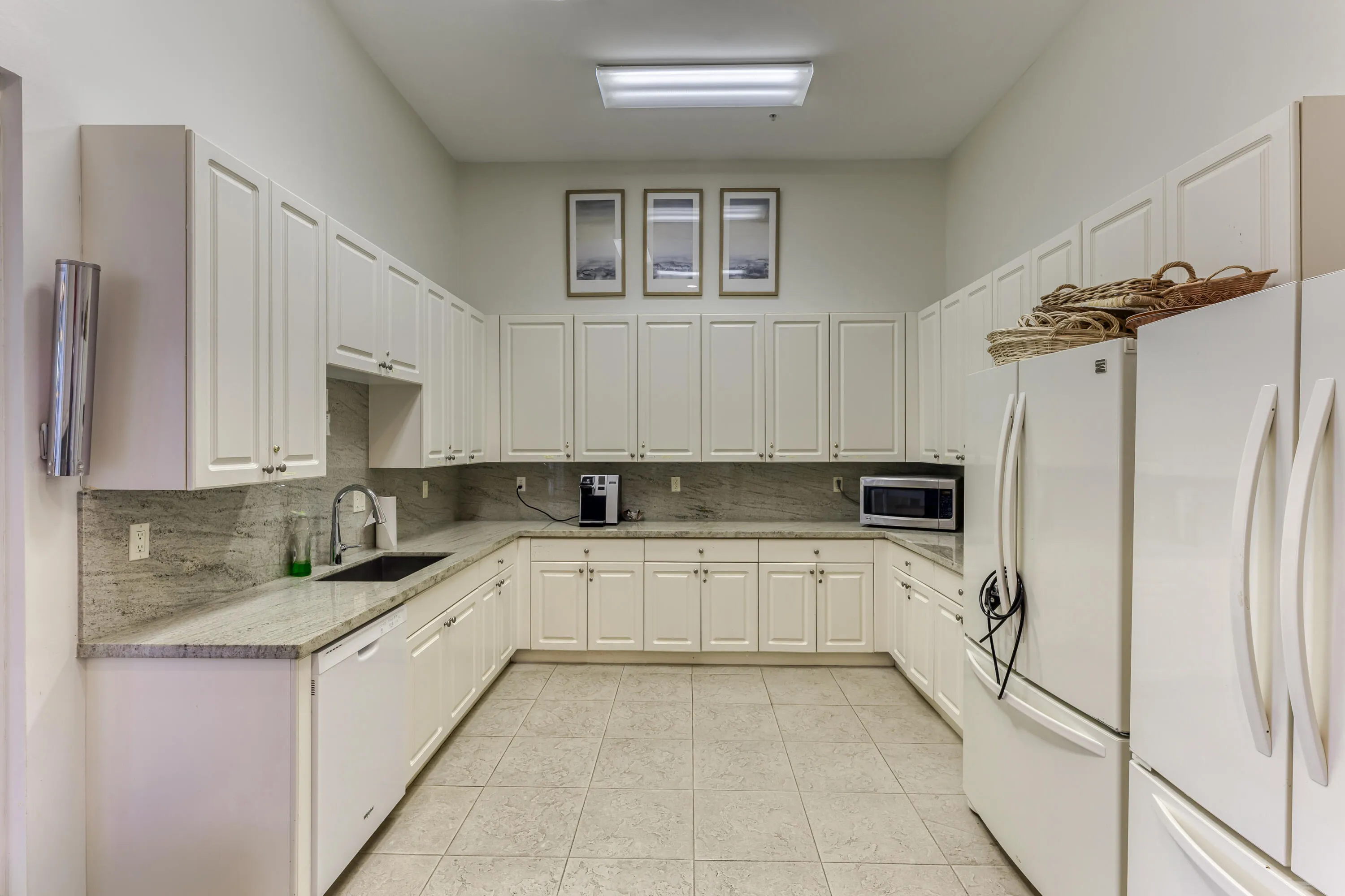 Clubhouse Kitchen