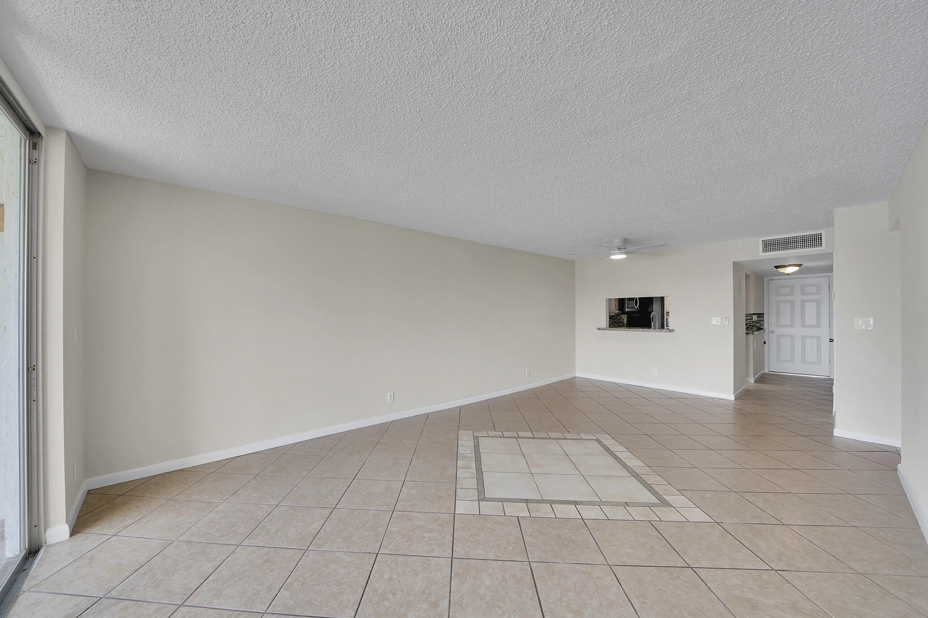 14_living room