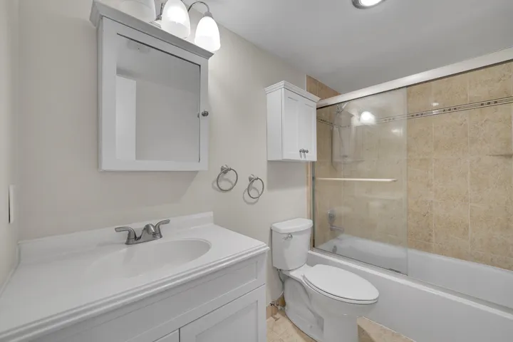 27_primary bathroom