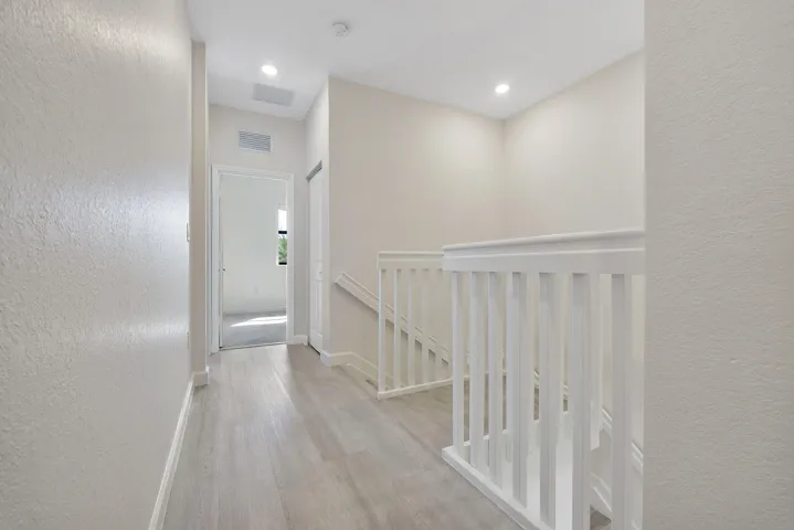 20383 Nw 5th Ct_049