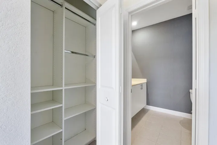 20383 Nw 5th Ct_042
