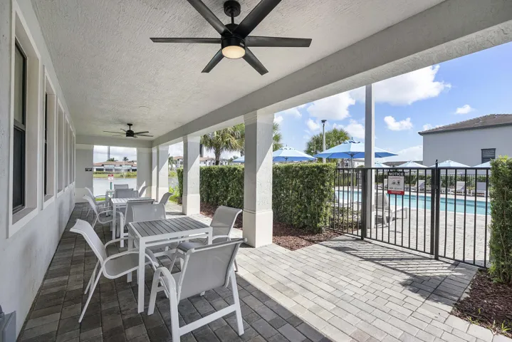 20383 Nw 5th Ct_064