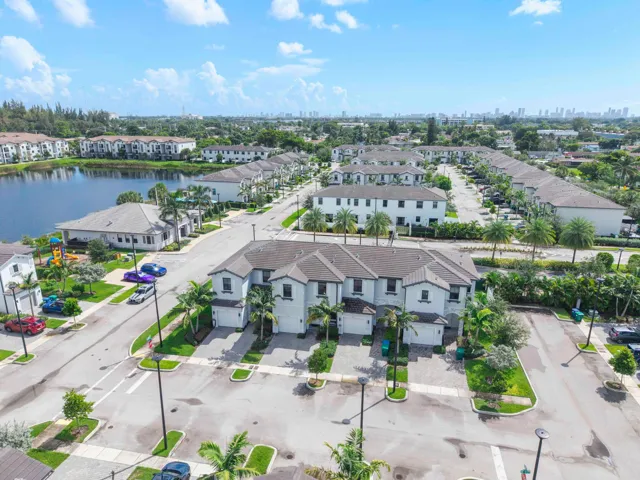 20383 Nw 5th Ct_004
