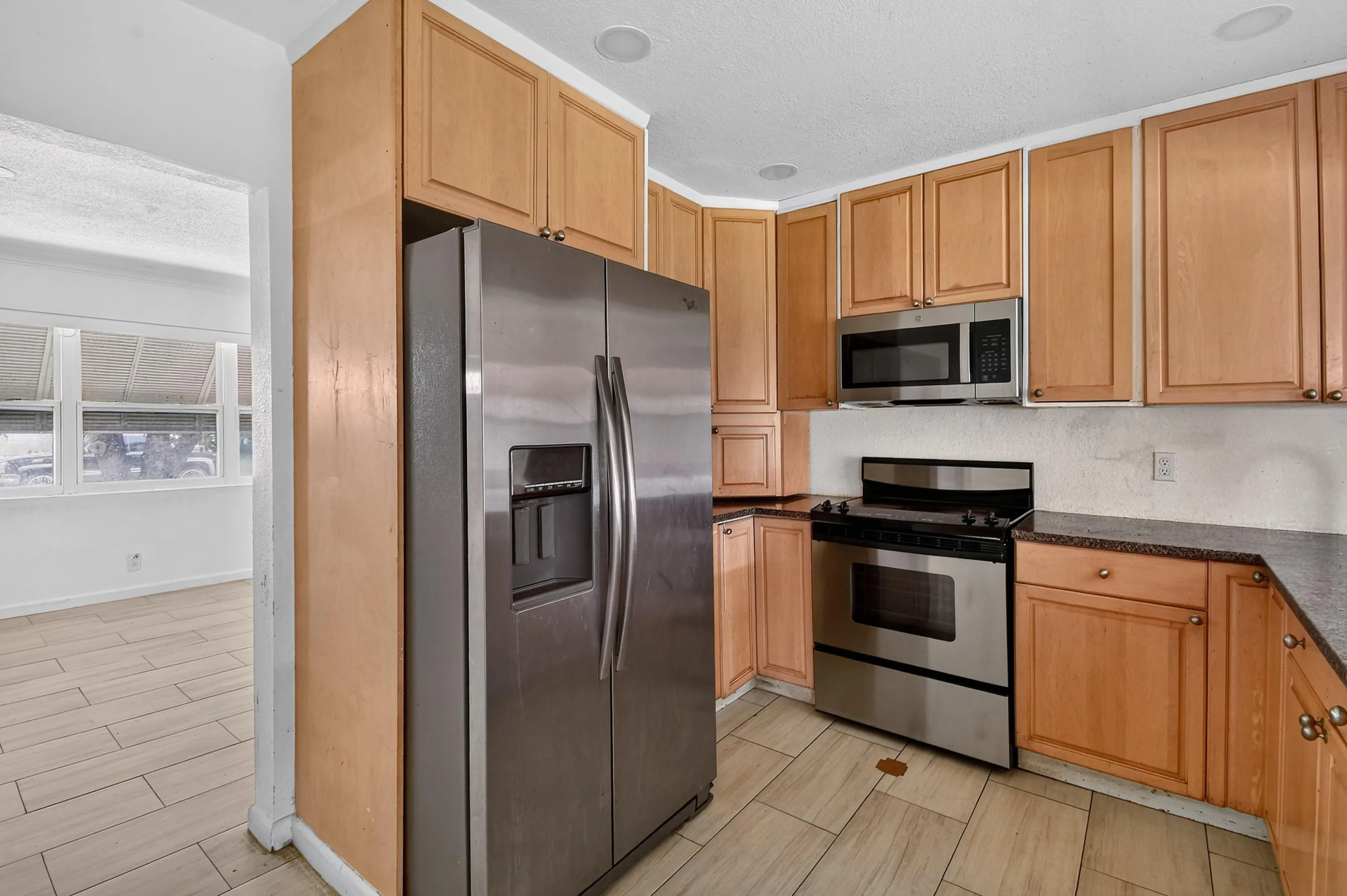 2109NE1stSt(17)