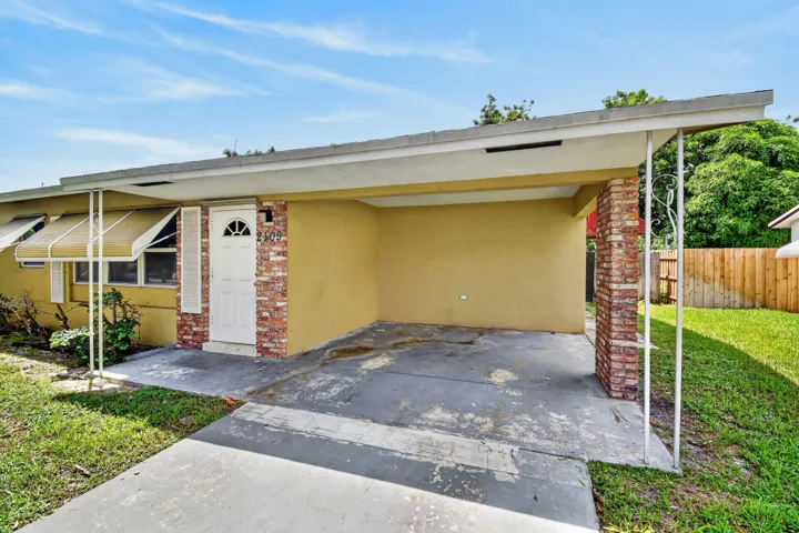 2109NE1stSt(7)
