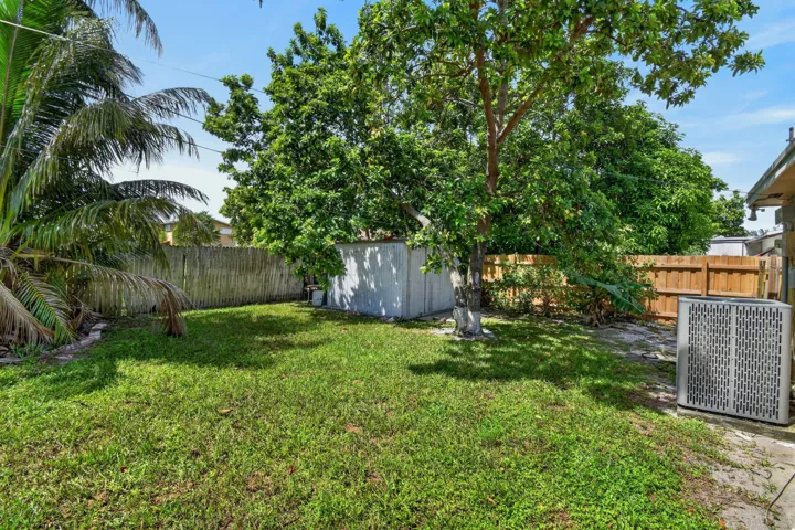 2109NE1stSt(37)