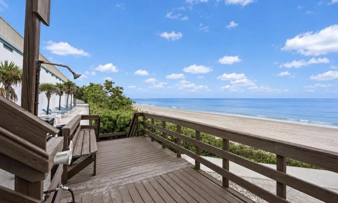 Direct beach access