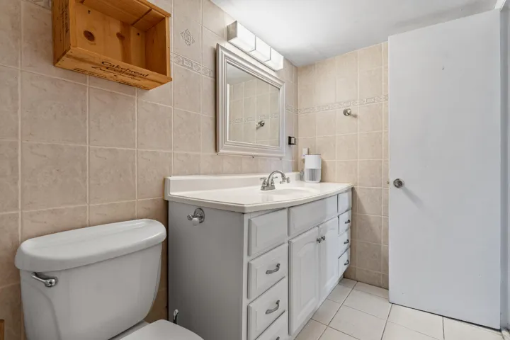 2nd Full Bathroom