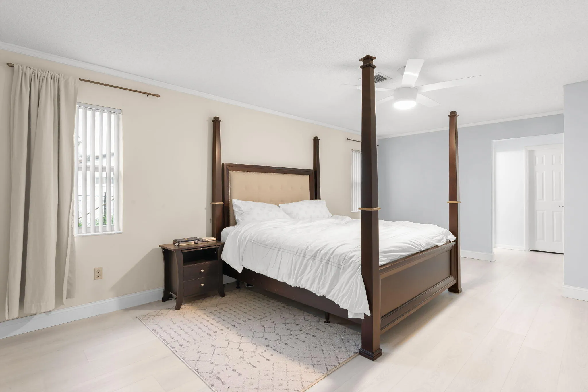 33-web-or-mls-1852 Nw 82 nd Ave Coral Sp