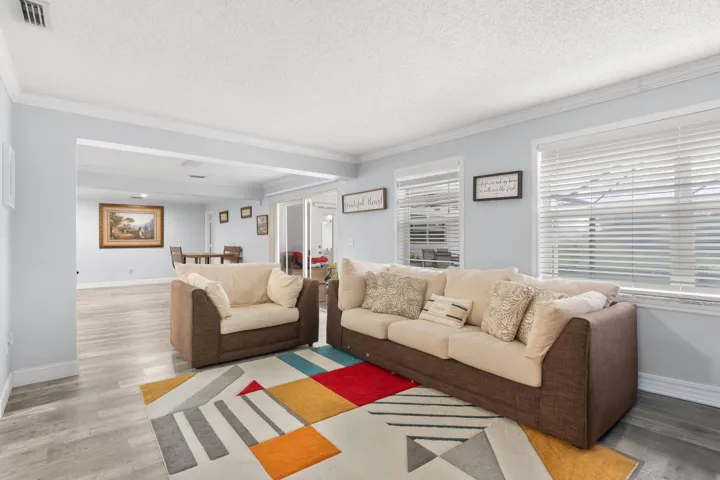 32-web-or-mls-1852 Nw 82 nd Ave Coral Sp