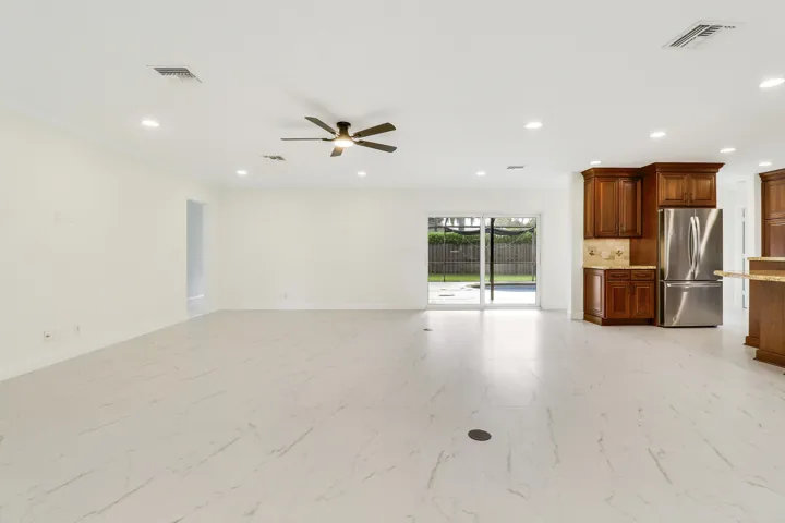 Kitchen/Living