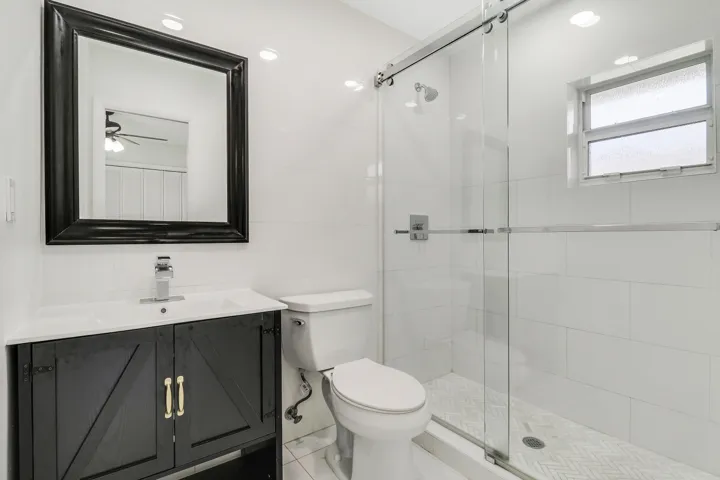 Guest Bedroom 1 Ensuite