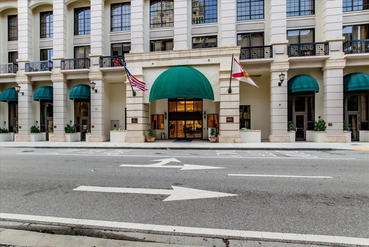 01-One City Plaza (4)