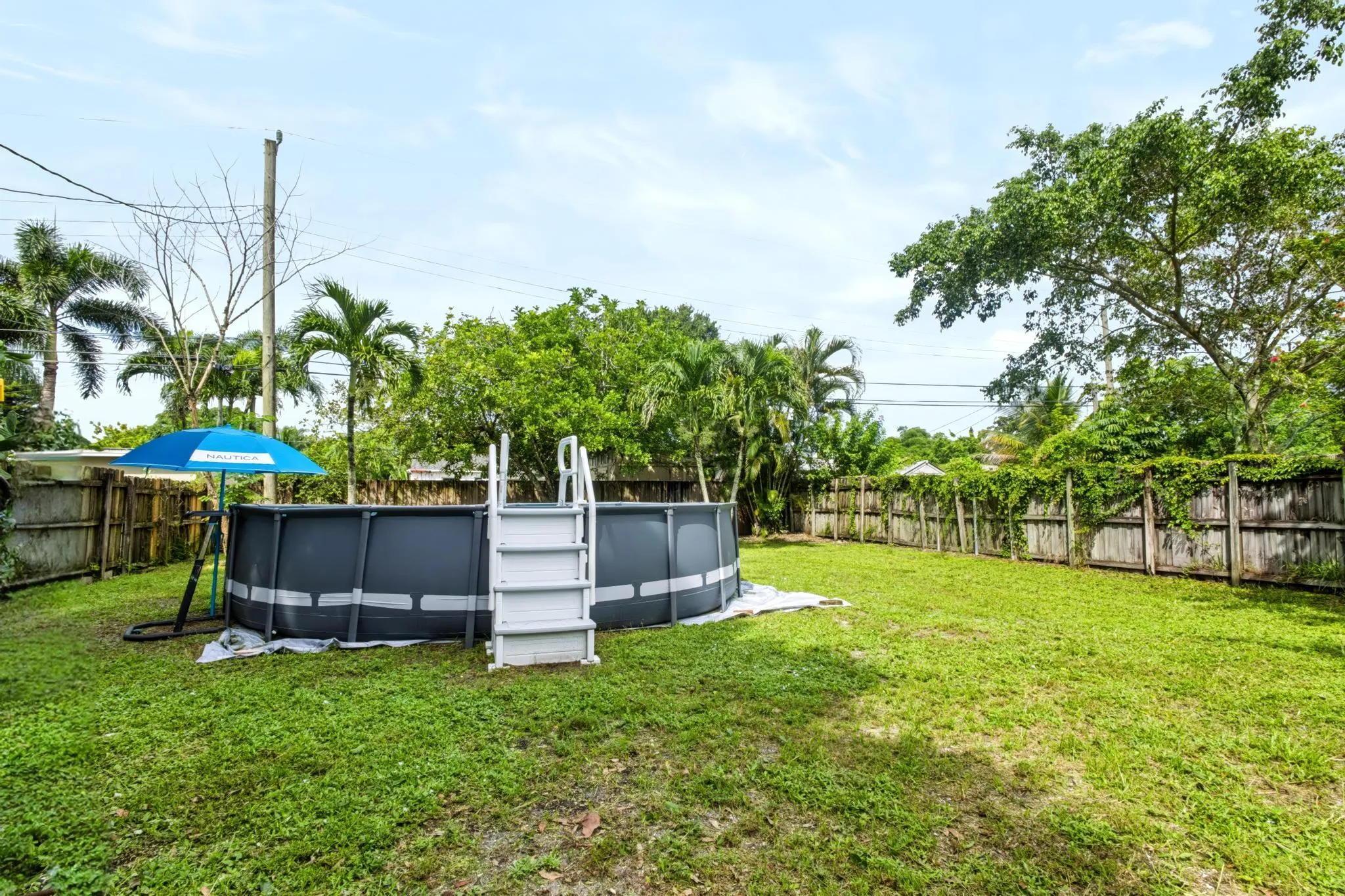 1413 pool