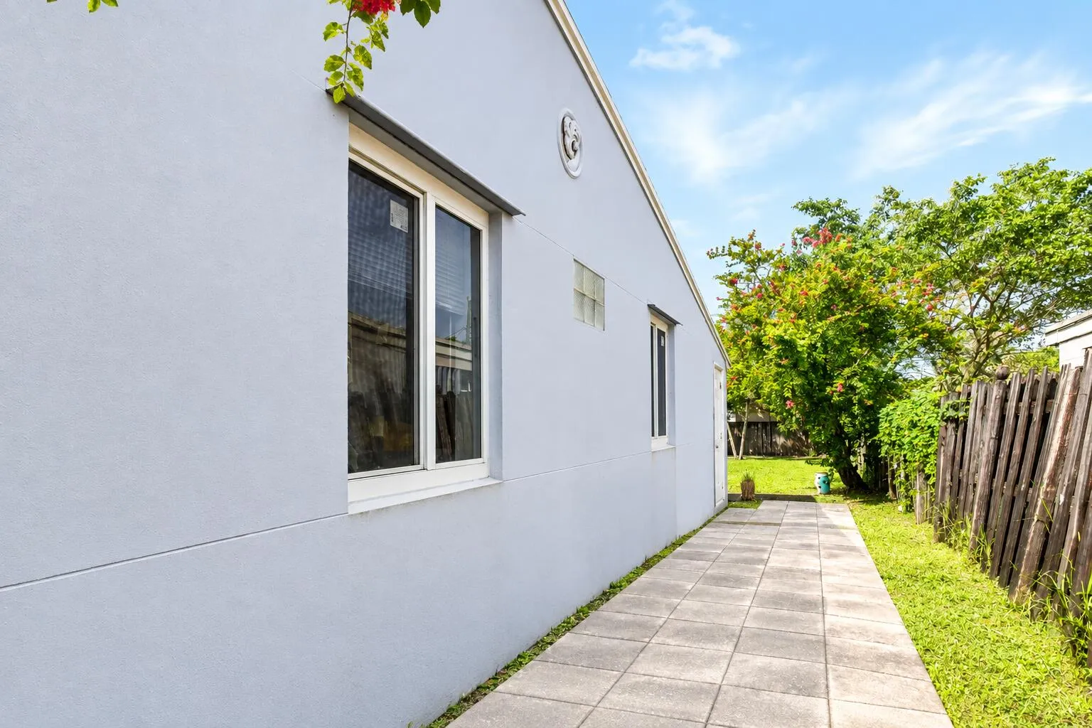 1413 other side walkway