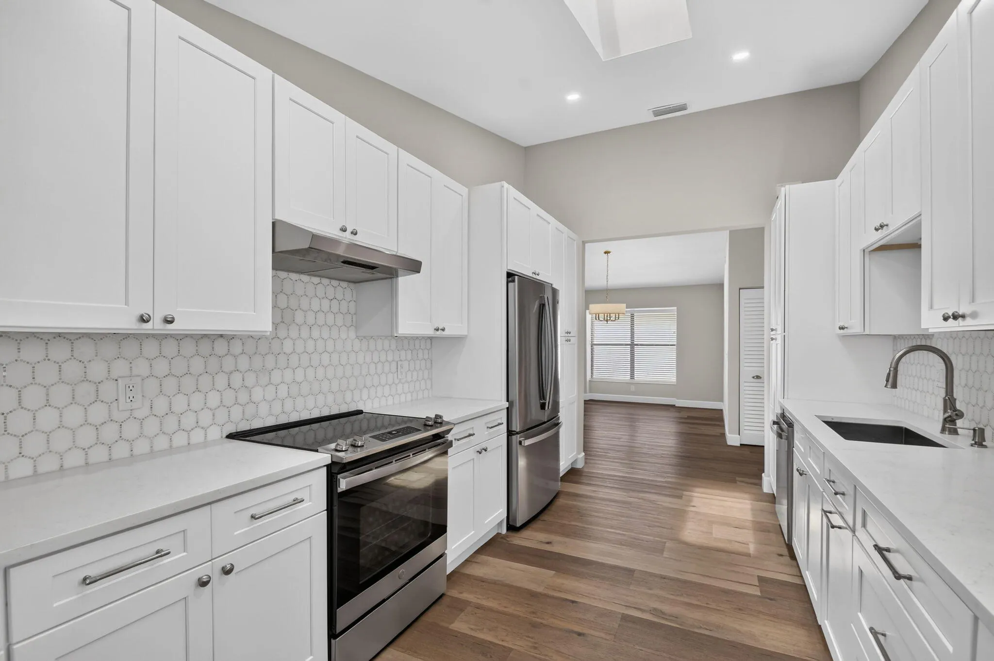 KITCHEN 4