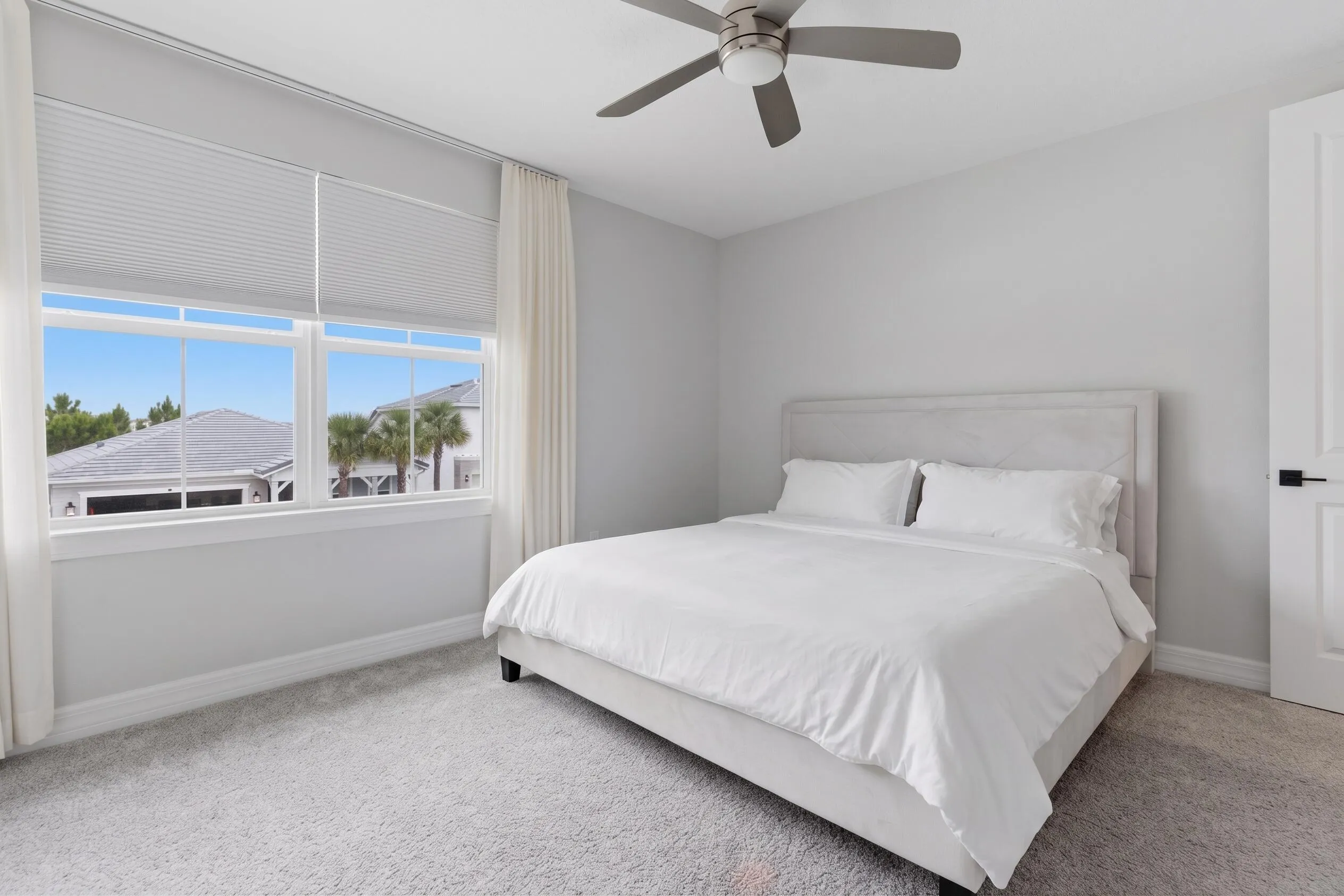 bedroom 1.2
