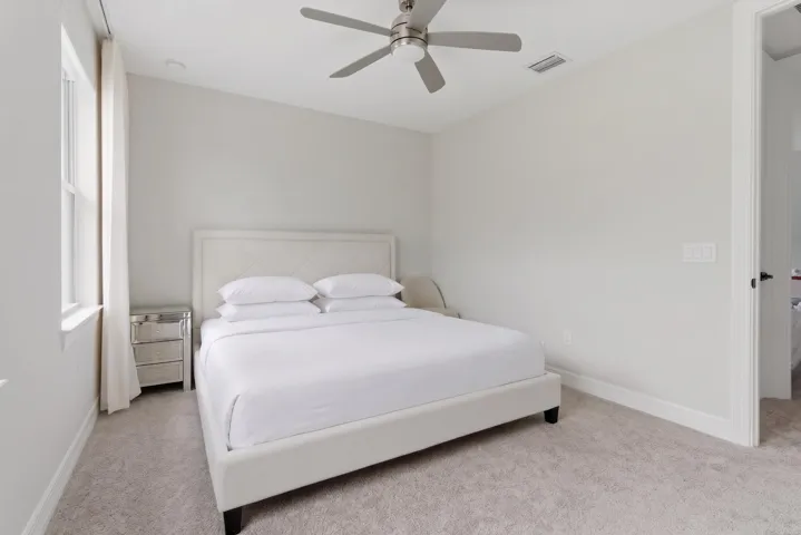 bedroom 2.1