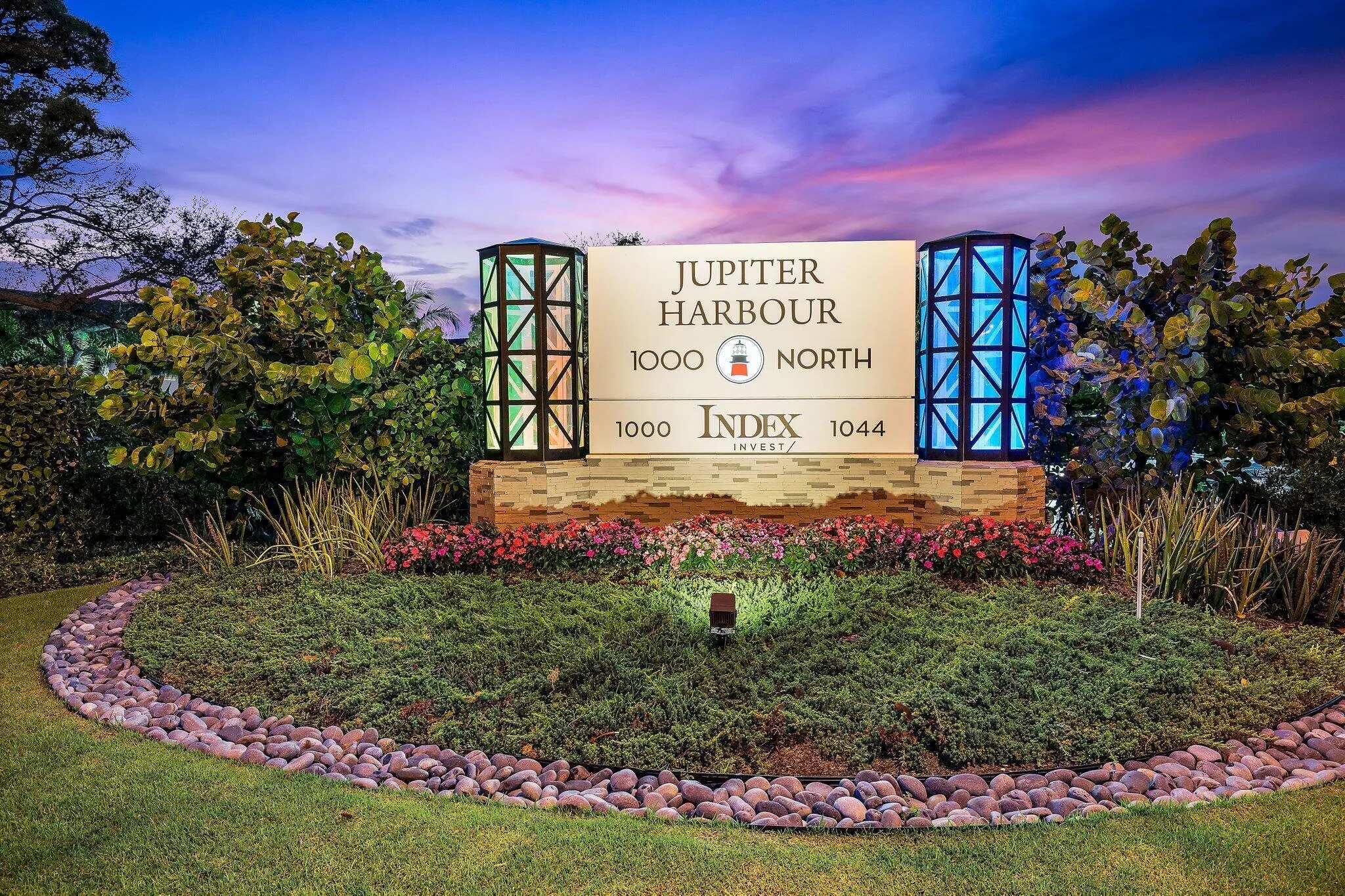043-1000NUSHighway1B102-Jupiter-FL-SMALL