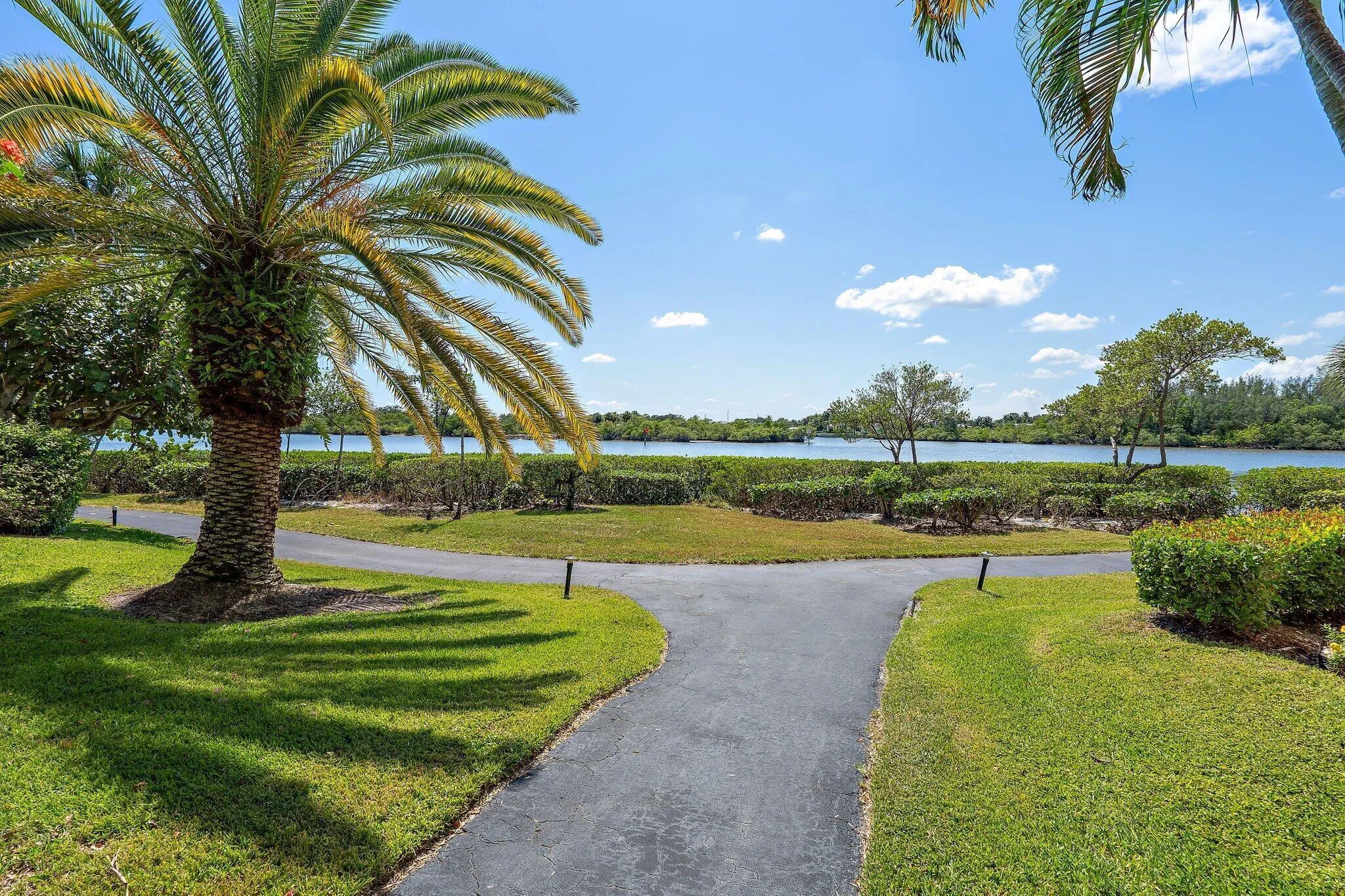 060-1000NUSHighway1B102-Jupiter-FL-SMALL